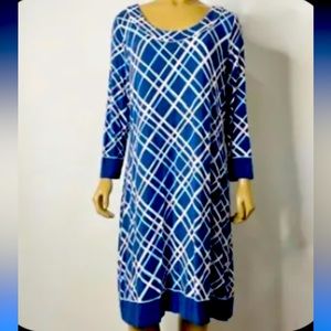 Vineyard Vines Women's Size Extra Large XL
Plaid Print Dress Rayon Blend